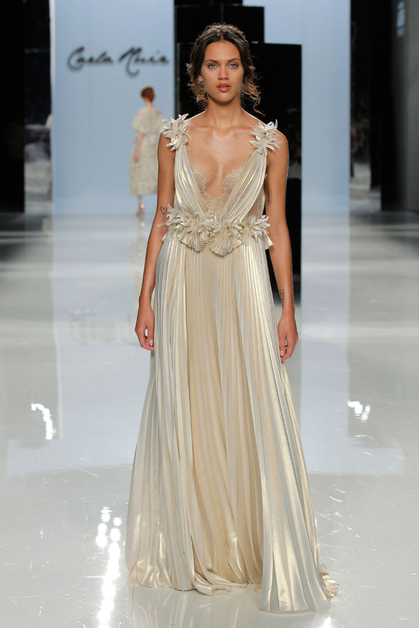 ilovebrides.pt Carla Ruiz 2018 Barcelona Bridal Fashion Week 2017